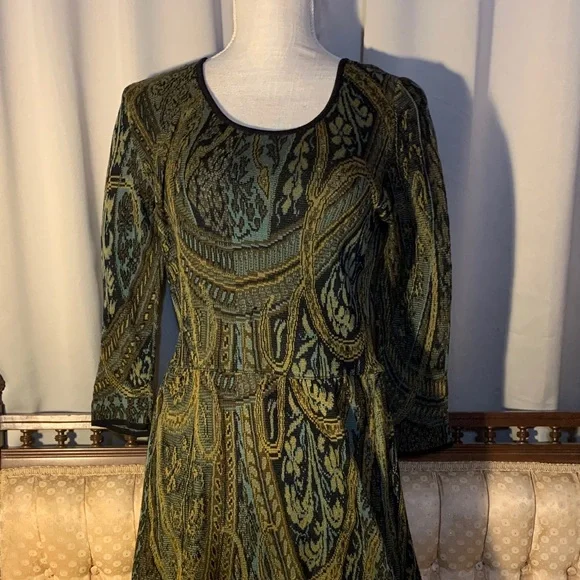 Peruvian Connection Green and Gold Maxi Dress - Picture 3 of 16